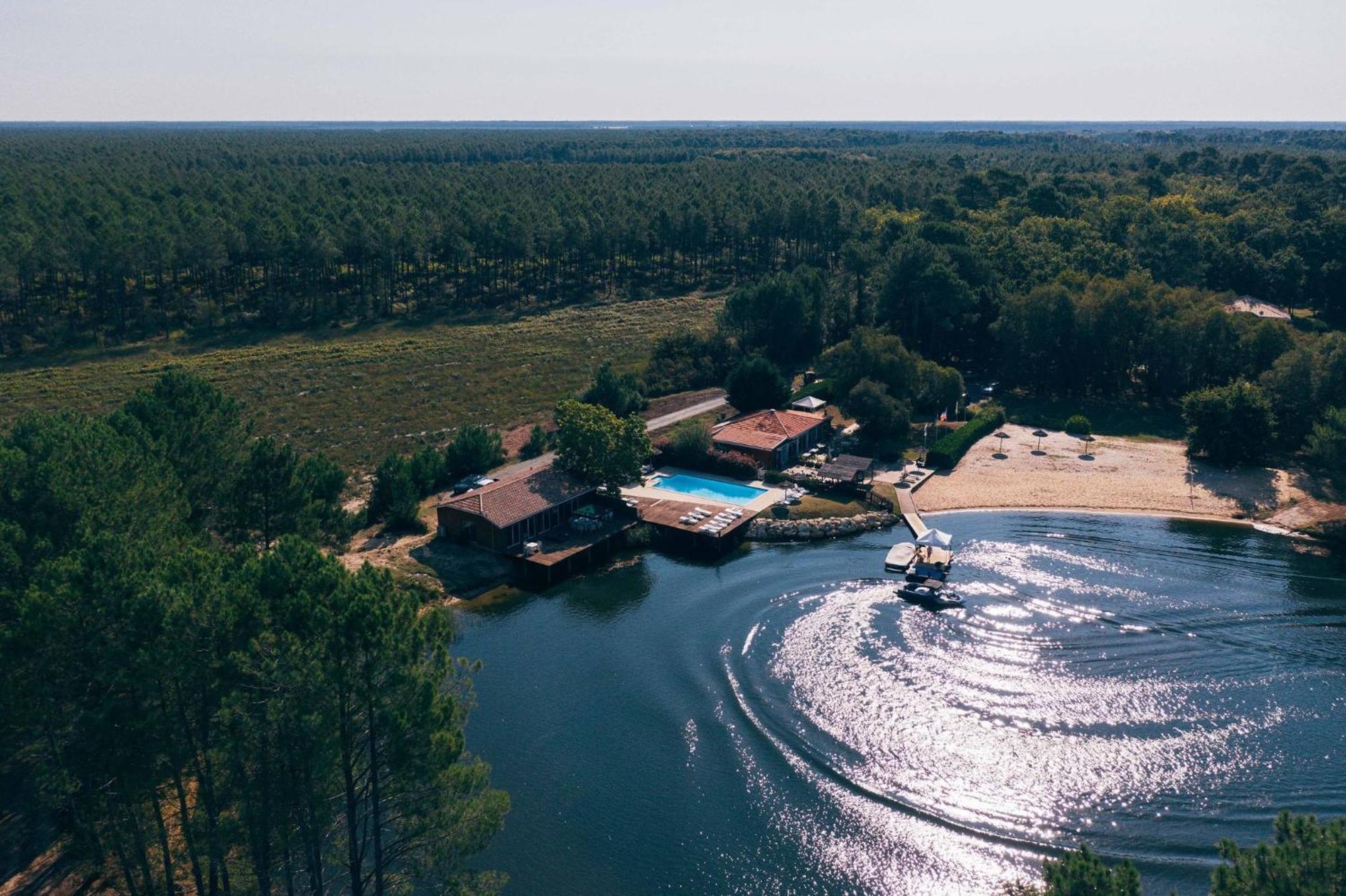 Grand Chalet De Pitrot Lacanau Exterior photo